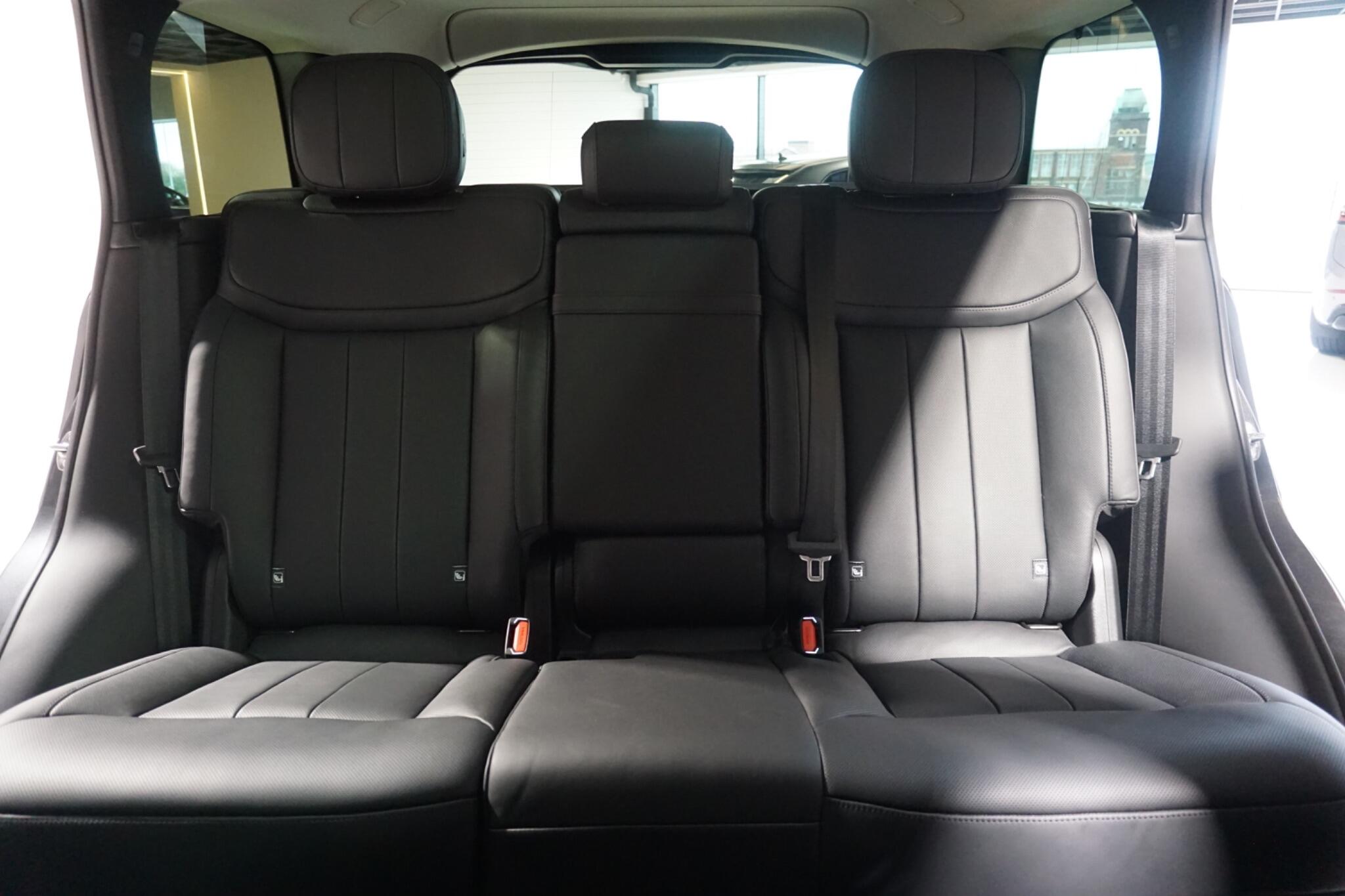 Land Rover Range Rover 3.0 D350 MHEV HSE SUV 5dr Diesel Auto 4WD Euro 6 (s/s) (350 ps)